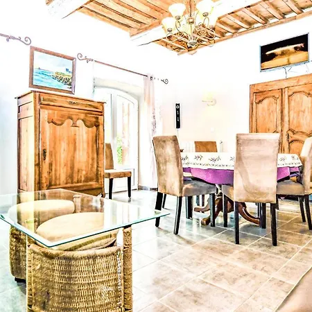 Beautiful In With Wifi Holiday home